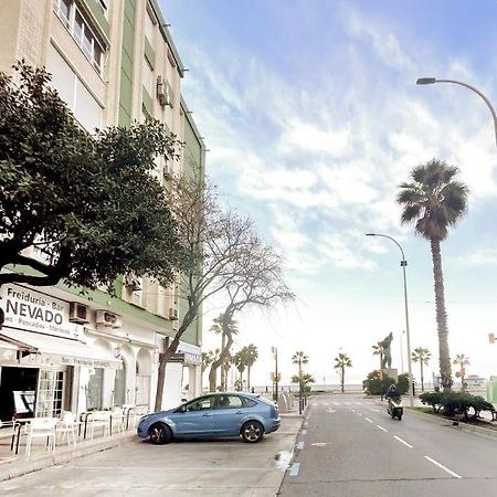 Holidays2Malaga Tomas De Echeverria 150 Mts To Beach & High Speed Wifi & Parking Lägenhet Exteriör bild