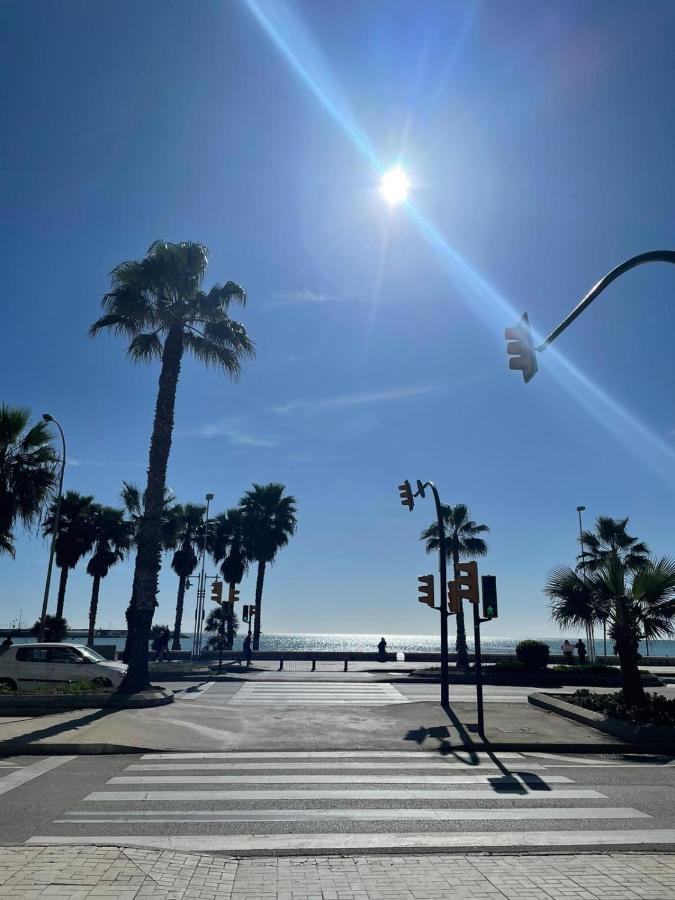 Holidays2Malaga Tomas De Echeverria 150 Mts To Beach & High Speed Wifi & Parking Lägenhet Exteriör bild