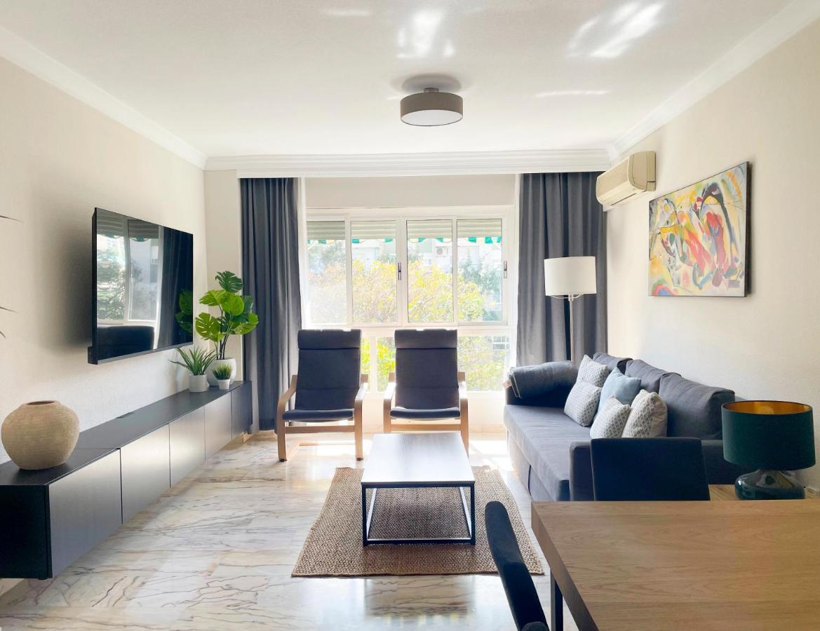 Holidays2Malaga Tomas De Echeverria 150 Mts To Beach & High Speed Wifi & Parking Lägenhet Exteriör bild