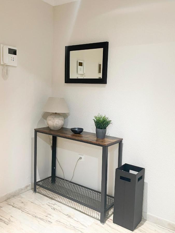 Holidays2Malaga Tomas De Echeverria 150 Mts To Beach & High Speed Wifi & Parking Lägenhet Exteriör bild